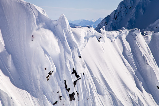 Ryland Bell riding lines in the mountains of Haines Alaska. DNG @ TWS